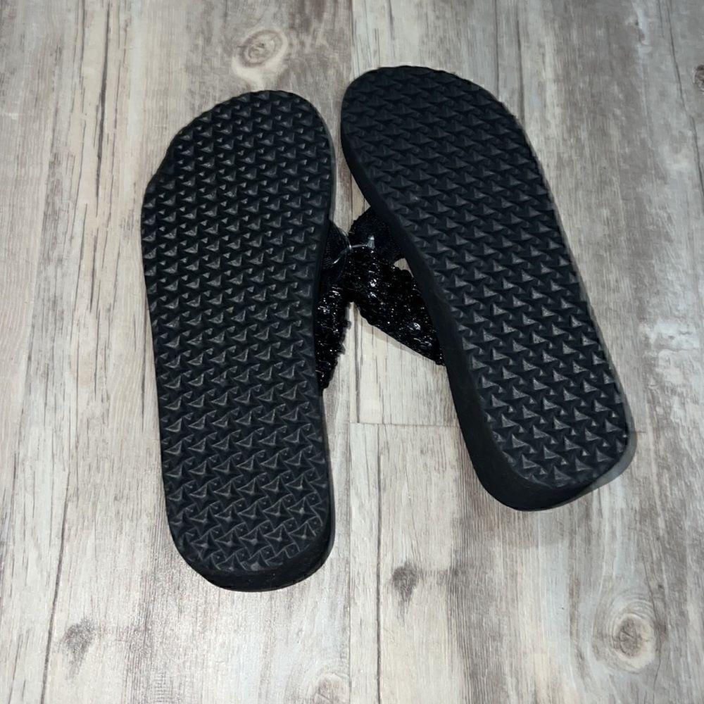 Sandals - Picture 3 of 3
